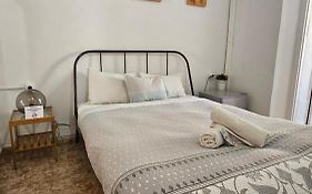 Youth Hostel - Central And Basic Drassanes